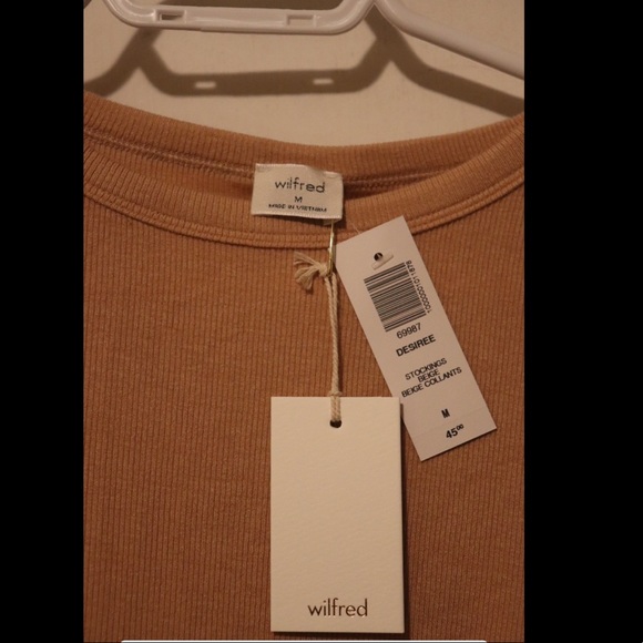 BNWT Wilfred Ribbed T-Shirt - Picture 2 of 3